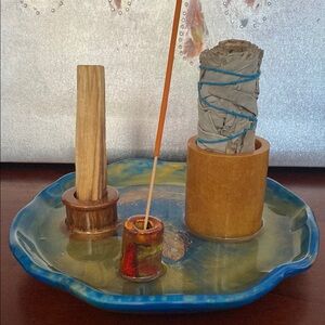 Handmade Resin 3 in 1 Meditation Plate for Sage, Palo Santo and Incense.